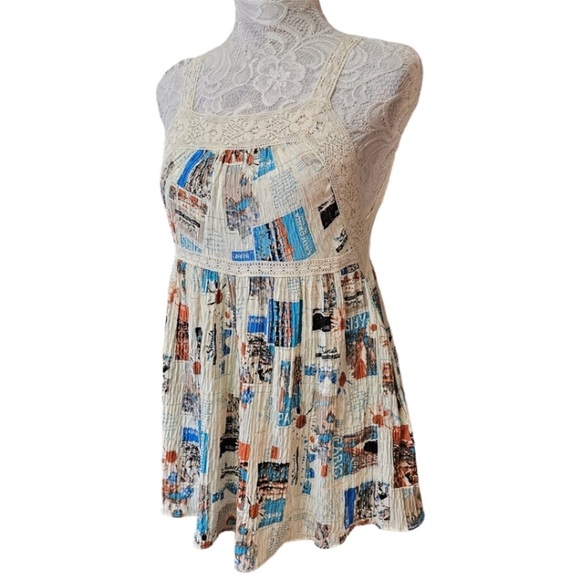 Urban Outfitters Beige Crepe Printed Lace Trim Romper Size XS Open Back - Picture 3 of 8